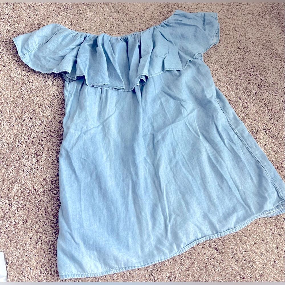 Light Blue Over-the Shoulder Shirt
